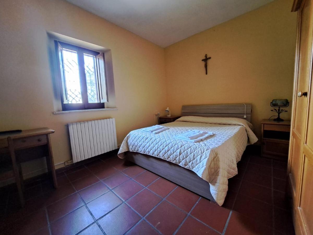 Casa Per Ferie Ulivo D'Assisi Villa Bagian luar foto