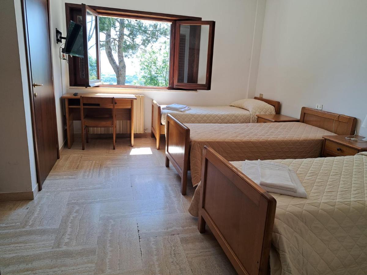 Casa Per Ferie Ulivo D'Assisi Villa Bagian luar foto