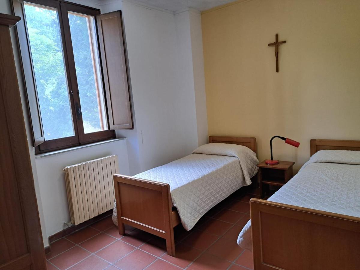 Casa Per Ferie Ulivo D'Assisi Villa Bagian luar foto