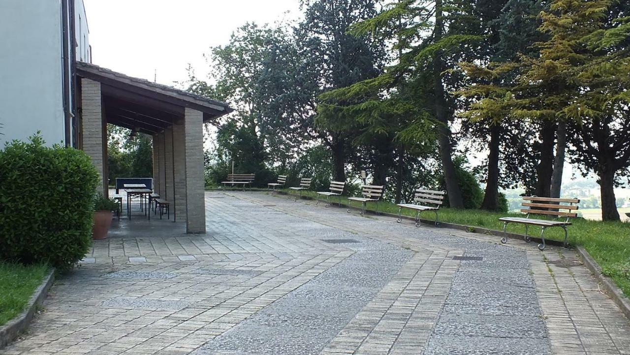 Casa Per Ferie Ulivo D'Assisi Villa Bagian luar foto